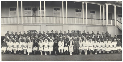 Rockhampton Hospital medical, nursing and administrative staff ca.1936